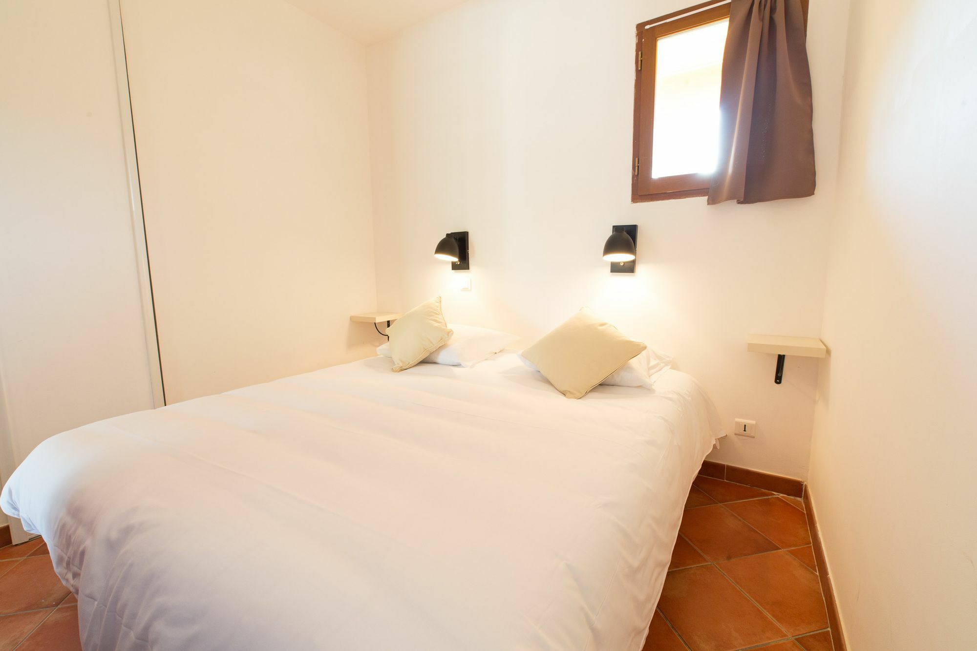 Casa Vecchia Rooms + Apartments Calvi  Exterior photo